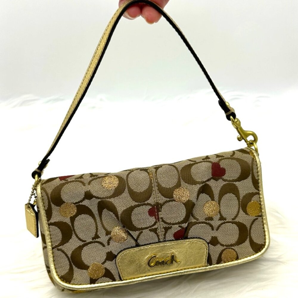 *SOLD* Vintage Coach Secret Admirer Large Flap Wristlet + Bonus Strap Extender - Picture 5 of 16